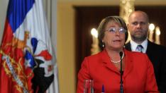 La presidenta de Chile, Michelle Bachelet, ha decretado el estado de catástrofe cinco horas después del terremoto.