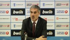José Luis Abós en rueda de prensa.