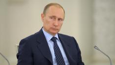 El presidente de Rusia Vladimir Putin asiste a una reunión del Consejo Federal de Rusia