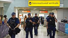 Refuerzan la seguridad en los aeropuertos por una posible amenaza terrorista