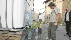 Biscarrués y Ardisa vuelven a tener agua potable, pero los vecinos siguen sin fiarse