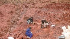 Excavación en el yacimiento de San Cristóbal, en la mina de arcillas de Galve.