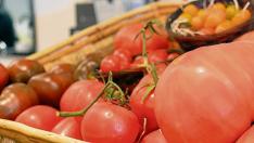 El tomate es uno de los ingredientes básicos de un buen salmorejo.