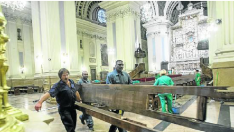 El atentado en la Basílica del Pilar afectó a cuatro bancos y el órgano, así como a una víctima.