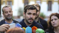 Garzón dice que IU "no tiene miedo" a debatir sobre un cambio de siglas