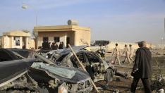 Unos 50 muertos y decenas de heridos en un ataque contra una base militar