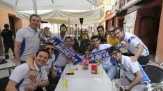 Aficionados del Real Zaragoza en Huesca.