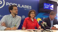 Marimar Angulo ha presentado las '10 medidas en materia económica', acompañada por los otros dos candidatos al Senado, Tomás Cabezón y Gerardo Martínez.