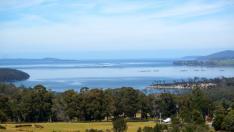 Bahía de Huevos y Bacon en Tasmania, Australia.