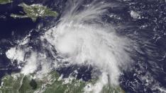 El huracán Matthew mantiene en alerta a Jamaica y Haití
