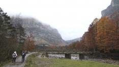El turismo de naturaleza llena Aragón en el puente