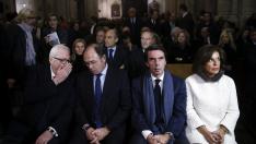 José María Aznar y Ana Botella -a la derecha-, dos de los asistentes al funeral de este lunes por Barberá.