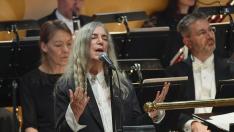 Patti Smith se convirtió en protagonista de la ceremonia de entrega de los Premios Nobel