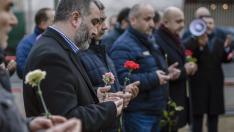 La comunidad turca de Berlín rinde homenaje a las víctimas.