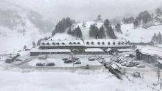 La nieve obliga al uso de cadenas en siete tramos de carreteras de Huesca