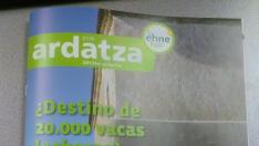 La polémica vaquería de Noviercas ocupa la portada de una revista del sindicato vasco