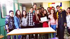 "Mis alumnos están sorprendidos, eufóricos... y asustados por la repercusión de Nico"