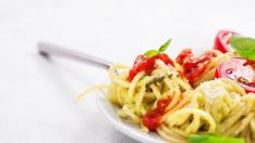 Un plato de pasta resuelve el menú diario.