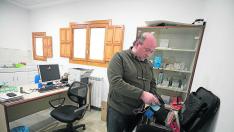 Juan Antonio Madueño trabaja como médico rural desde hace años.