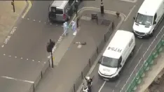 Detenido un hombre con varios cuchillos en el centro de Londres