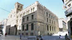 La entrada a la nueva sede comarcal se hará desde los jardines del edificio, situados en la calle Moya