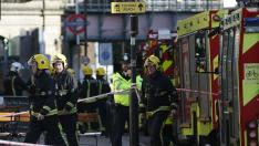 Varios pasajeros del metro de Londres sufren quemaduras por una explosión