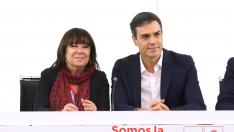 El secretario general del PSOE, Pedro Sánchez, junto a la presidenta del partido, Cristina Narbona, este miércoles en Madrid.