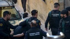 El delincuente llegó sobre las 9.45 a los juzgados de Alcañiz fuertemente escoltado por la Guardia Civil.