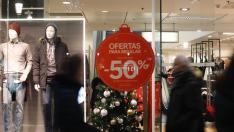Rebajas en un comercio de Zaragoza