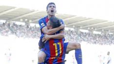Alfaro celebra un gol con el Barcelona B.