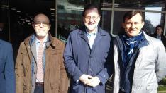 Rajoy junto al presidente y el vicepresidente de Aragón Stop Sucesiones y Plusvalías.