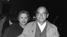 Luis Buñuel, con su hermana Alicia, en Calanda en 1963.