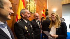 Lara Rodrigo, junto al jefe superior de Policía de Aragón, José Ángel González, y el jefe de la Policía Local de Cambrils, Josep Muñoz.