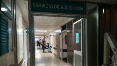 Trabajos de derribo del edificio que sufrió un colapso el pasado sábado en Calatayud.