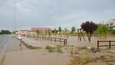 Una fuerte tormenta inunda la ermita de Loreto de Cella y complica los accesos a la localidad