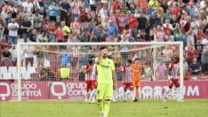 Papunashvili pasó un mal rato en la caseta de Almería tras el partido