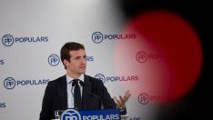 Casado defiende los pactos con partidos del centro derecha como hizo Aznar y respeta a Abascal (Vox) por luchar contra ETA