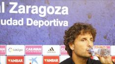 Imanol Idiakez, durante la rueda de prensa de este viernes por la tarde en la Ciudad Deportiva del Real Zaragoza.