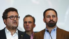 El presidente de Vox, Santiago Abascal y el candidato a la Junta de Andalucía, Francisco Serrano.
