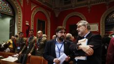 El rector, José Antonio Mayoral, junto al decano de la facultad de Ciencias, Luis Oriol, momentos antes de que diera comienzo el Claustro
