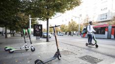 Las empresas de patinetes eléctricos de Zaragoza buscan profesionalizar a sus cargadores