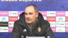 Víctor Fernández, a las 13.40 de este viernes, en la rueda de prensa previa al viaje del Real Zaragoza a Majadahonda (Madrid).