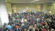 Más de 1.300 sanitarios se presentaron este sábado al examen en la Facultad de Derecho de Zaragoza