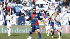 Pablo Insua, durante el partido de la SD Huesca en Leganés.