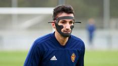Álex Muñoz estrena máscara para empezar a jugar