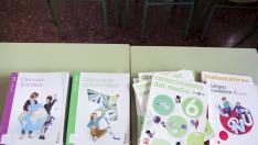 COLEGIO RAMIRO SOLANS. BANCO DE LIBROS DE TEXTO. BECAS DE LIBROS DE TEXTO / 11-09-2014 / FOTO: ARANZAZU NAVARRO