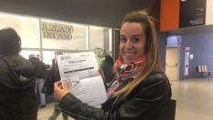 La atleta Paula Bueno, 'Paulatinamente' en la Ciudad de la Justicia de Zaragoza presentando su excusa ya que corre el día de las elecciones generales