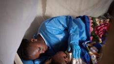 El ébola deja 1.400 niños huérfanos o con algún progenitor contagiado en la República Democrática del Congo.