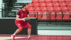 Jonathan Barreiro, durante un entrenamiento en el pabellón Príncipe Felipe.