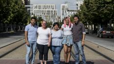 Un grupo de venezolanos, en el paseo de la Independencia.